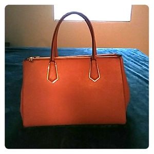 Large tote bag with shoulder strap